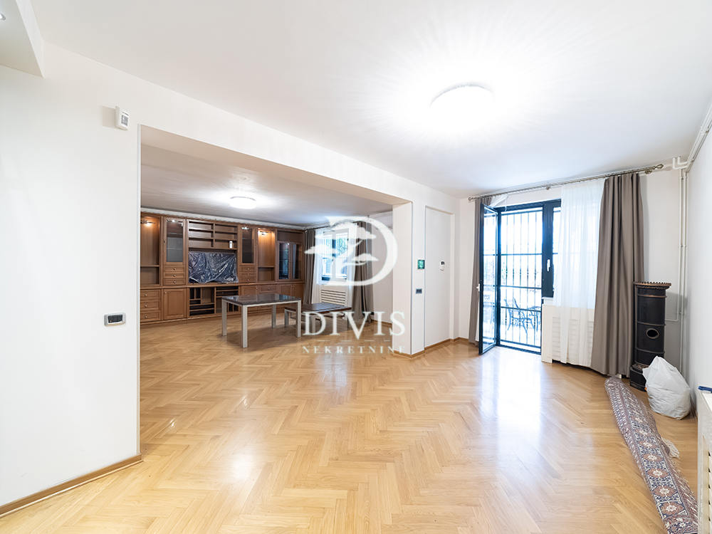 Slika 4 - Milovana Marinkovića, Šestosoban stan na prodaju, 396m2, 1.100.000€